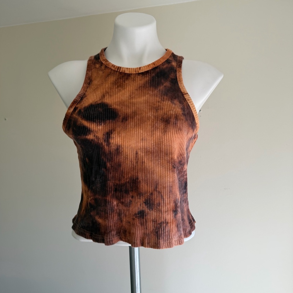 Black and Brown Ribbed Crop Top